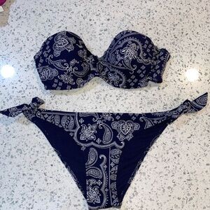 Navy Paisley Bikini Set 👙